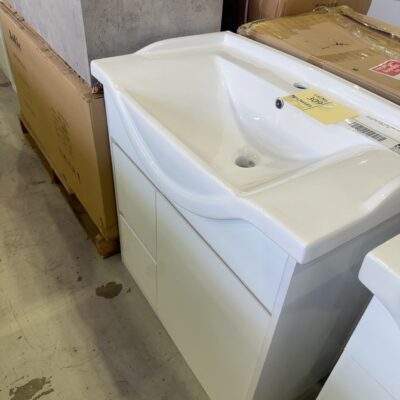NEW 800MM WHITE GLOSS VANITY WITH CERAMIC TOP, VPB800-139L