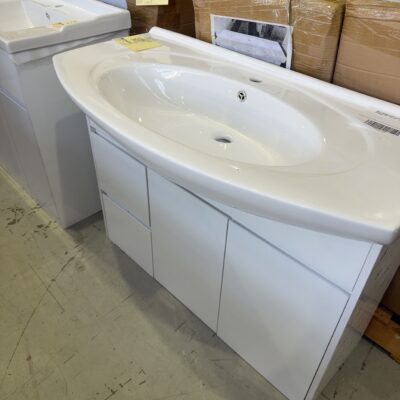 NEW 1000MM WHITE GLOSS VANITY WITH CERAMIC TOP, VPB1000-144