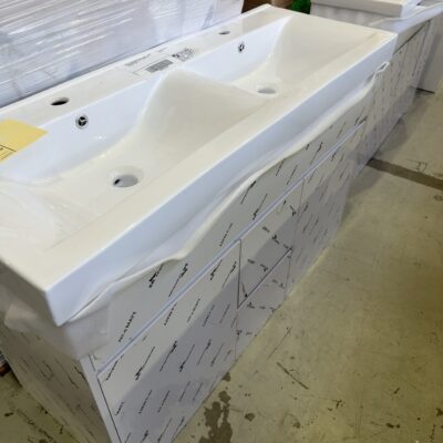 NEW 1200MM DOUBLE BOWL WHITE GLOSS VANITY, CENTRAL  DRAWERS WITH CERAMIC TOP, VPB1200-208