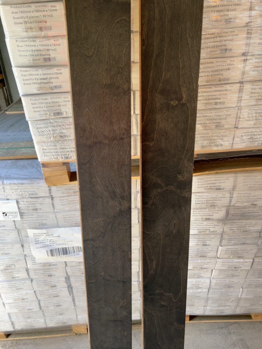 1900MM X 165MM X 12MM BURNT UMBER (BU01) ENGINEERED FLOORING- (72 BOXES X 1.881 M2)