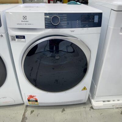 ELECTROLUX EDH804U5WB HEAT PUMP DRYER WITH 12 MONTH WARRANTY