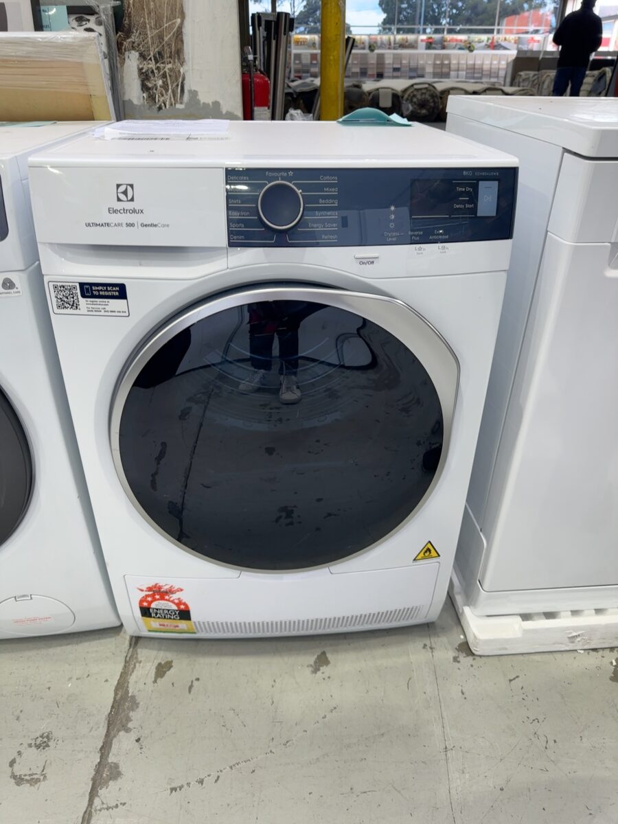 ELECTROLUX EDH804U5WB HEAT PUMP DRYER WITH 12 MONTH WARRANTY