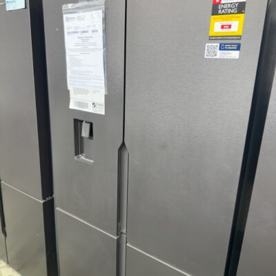 WESTINGHOUSE WQE5650BA MATTE BLACK 564LITRE FRENCH DOOR FRIDGE WITH WATER, MULTI FLOW AIRFLOW SYSTEM, SPILLSAFE SHELVES, FLEXIBLE STORAGE 12 MONTH WARRANTY
