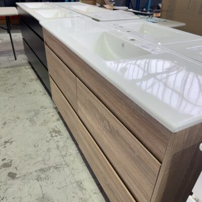 NEW 1500MM SINGLE BOWL PRIME OAK LAMINATE FLOOR VANITY, DRAWERS, WITH SINGLE BOWL CERAMIC TOP,  SY04-1500SA1-SD & UV31-1500H