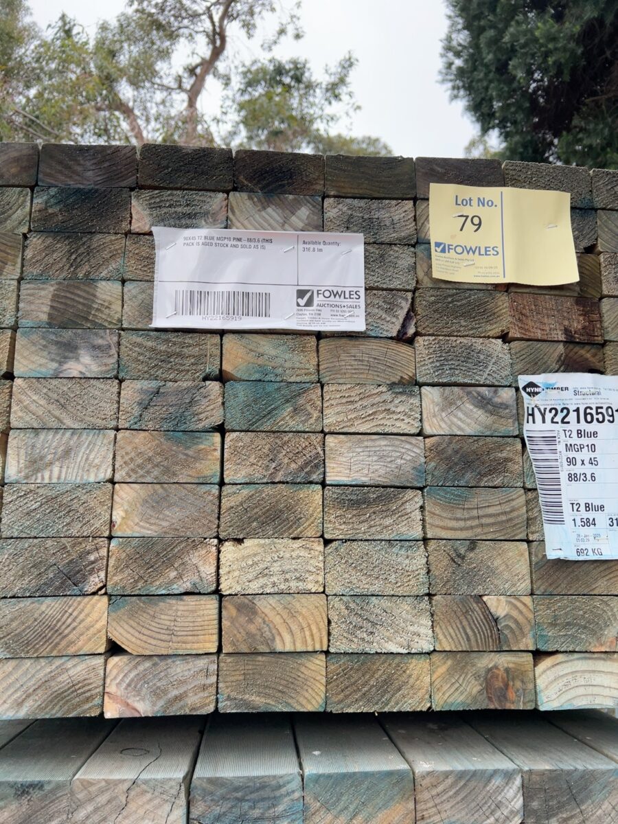 90X45 T2 BLUE MGP10 PINE-88/3.6 (THIS PACK IS AGED STOCK AND SOLD AS IS)