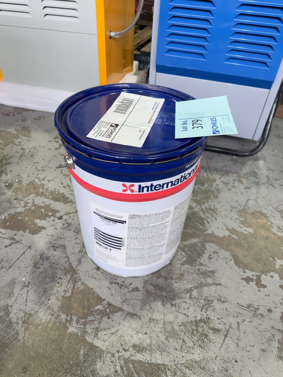 20 LITRE TINS OF MONASH RED GUM QZC39W INTERCRYL PAINT