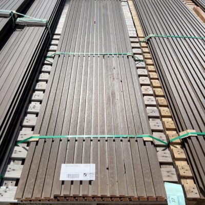 200X28 DARK SPOTTED GUM COLOUR CX CASTELLATED COMPOSITE CLADDING-12/5.4