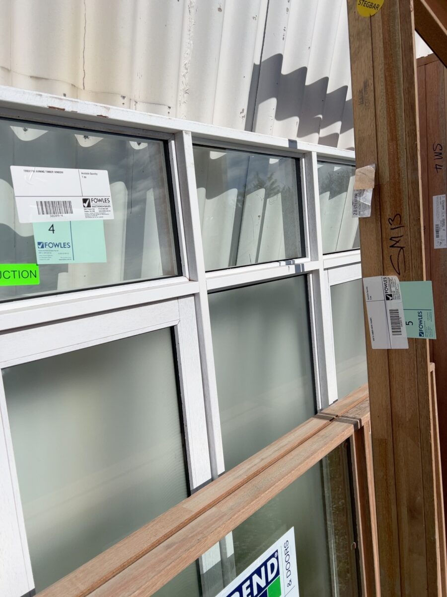 1990X1700 AWNING TIMBER WINDOW