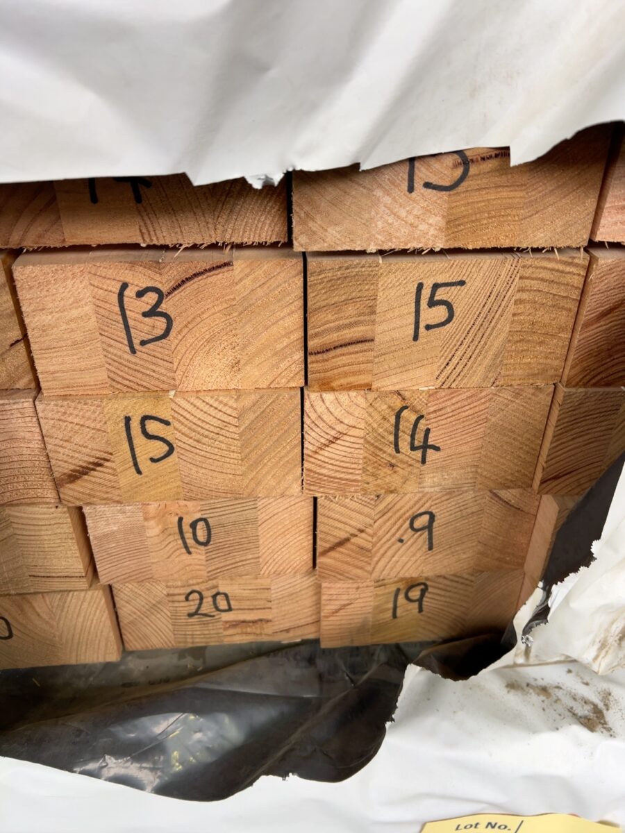 140X70 VIC ASH DAR LAM STANDARD GRADE KD HARDWOOD