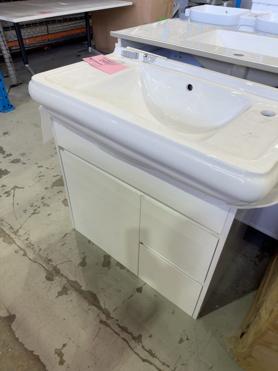NEW 800MM VANITY IN HIGH GLOSS WHITE VANITY WITH CERAMIC TOP VPB800-111