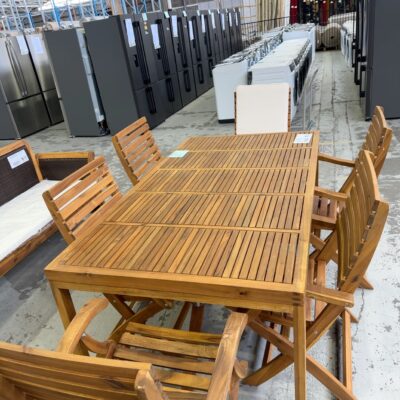 NEW ACACIA TIMBER 1800MM X 1000MM OUTDOOR SLATTED DINING TABLE WITH 6 FOLDING CHAIRS WITH ARMS, GOLDEN TEAK COLOUR OILED WITH HARDWAX OIL, STURDY CONSTRUCTION, FOLDABLE TABLE, CHAIRS WITH OPTIONAL IVORY SEAT & BACK TIE ON CUSHIONS