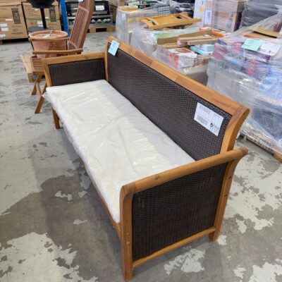 NEW ACACIA TIMBER OUTDOOR SOFA WITH WOVEN SIDES & BACK WITH IVORY SEAT CUSHION 182.9CM LONG X 64CM X 82CM