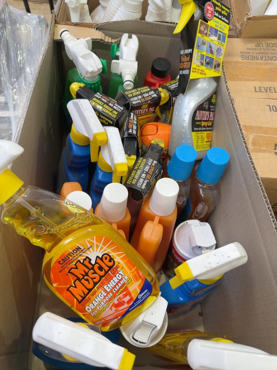 PALLET OF ASSORTED LIQUID CLEANING PRODUCTS SOLD AS IS