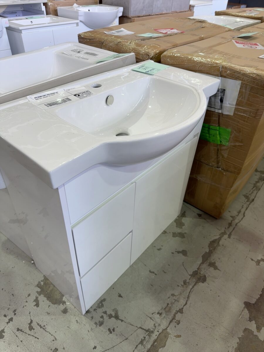 NEW 800MM VANITY WITH DRAWER LEFT HAND SIDE, CERAMIC TOP VPB800-158