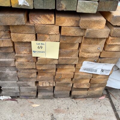 120X45 F5 PINE 83/6.0 (PACK IS WEATHERED AND MAY CONTAIN MOULD) SOLD AS IS