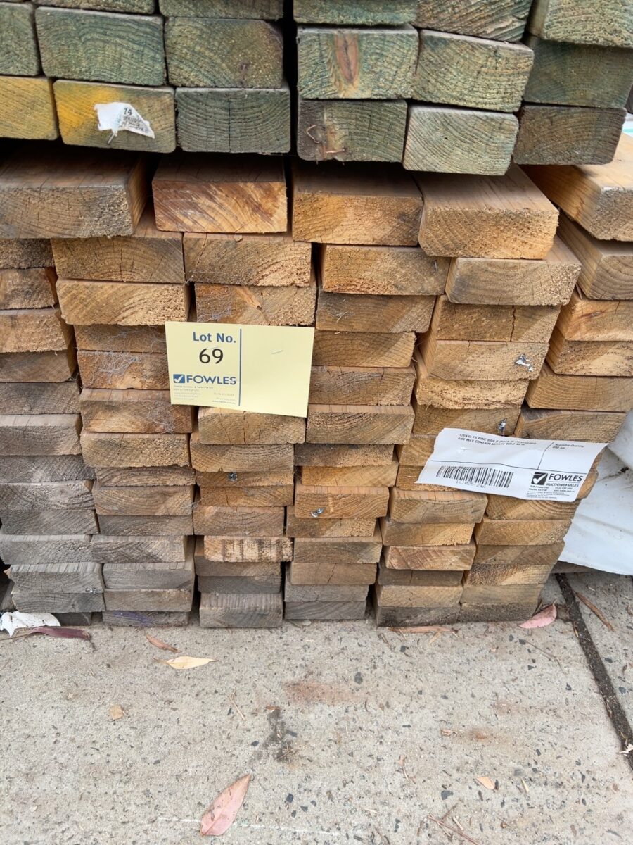 120X45 F5 PINE 83/6.0 (PACK IS WEATHERED AND MAY CONTAIN MOULD) SOLD AS IS