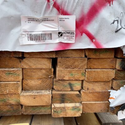 120X45 MGP10 PINE 72/4.8 (PACK IS WEATHERED AND MAY CONTAIN MOULD) SOLD AS IS