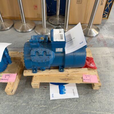 Under instructions from Insurance Company - Sold as-is with no warranties – 1x Frascold S35-21TK HD semi-hermetic reciprocating compressor, designed for use in subcritical CO₂ refrigeration systems. This is a high-capacity industrial unit, suited to commercial cold storage, large refrigeration plant upgrades, or CO₂ retrofit projects. Rated 35 HP - Unit appears visually intact but has not been electrically tested.