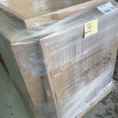 PALLET OF 900MM X 900MM ACRYLIC SHOWER BASE, CENTRE SQUARE WASTE ABS9X9CN