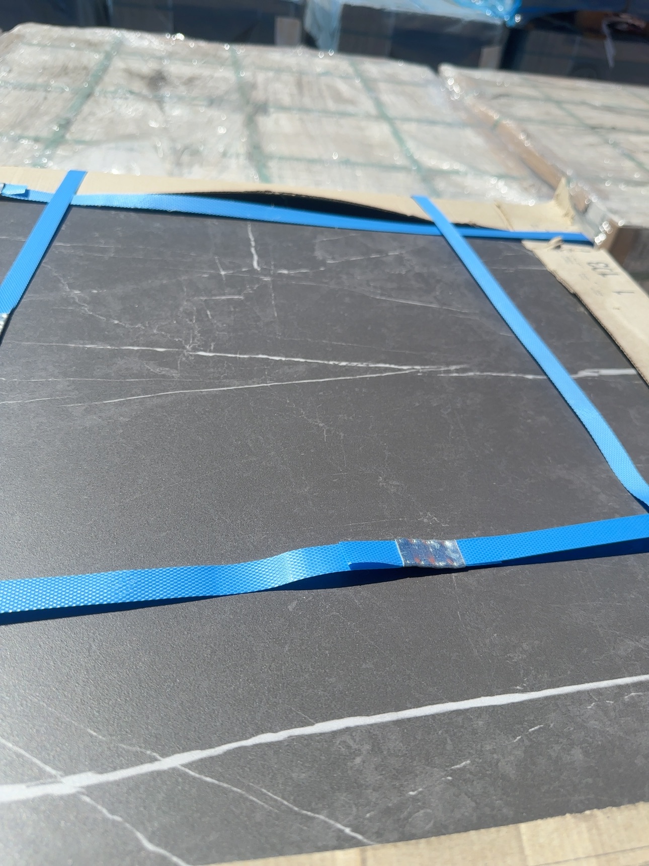 PALLET OF 600MM X 600MM NEBULA MATT ALFRESO/OUTDOOR TILE, DARK GREY STONE LOOK, ANTI SLIP FINISH (21 BOXES OF 1.44M2 PER PALLET)