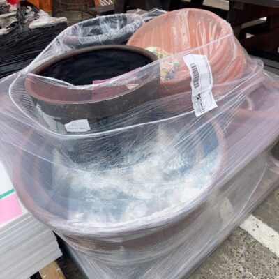 PALLET OF ASSORTED ROUND LARGE GARDEN PLANT POTS, SOLD AS IS #10