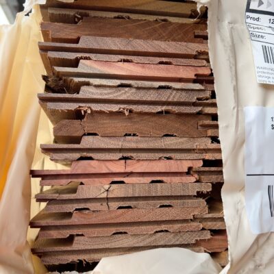 125X19 FEATURE GRADE SPOTTED GUM SHIPLAP CLADDING