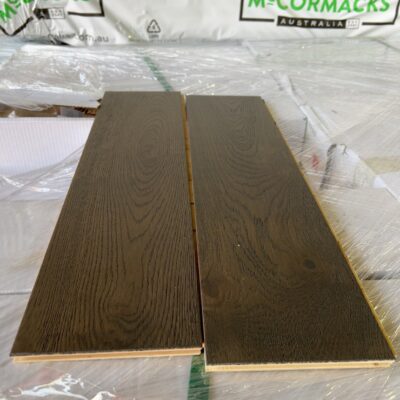 600X150X13.5/2.5MM HERRINGBONE ENGINEERED FLOORING 1004HB- (75 BOXES X 0.72 M2)