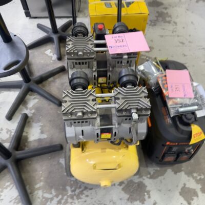 EX DISPLAY STANLEY AIR COMPRESSOR SILENCED 2.75HP, 50 LITRE TANK RRP9, SOLD AS IS, 3 MONTH WARRANTY