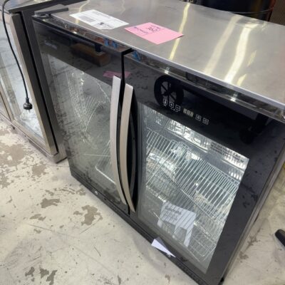EX DISPLAY GASMATE 228LITRE OUTDOOR BEVERAGE FRIDGE, GMF229G RRP99 WITH 3 MONTH WARRANTY