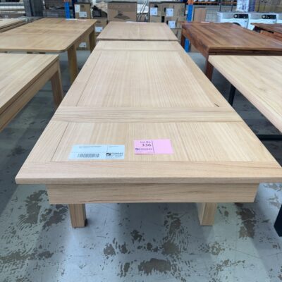 EX DISPLAY KALLISTA EXTENSION DINING TABLE 1550MM TO 2550MM, MESSMATE TIMBER, SOLD AS IS