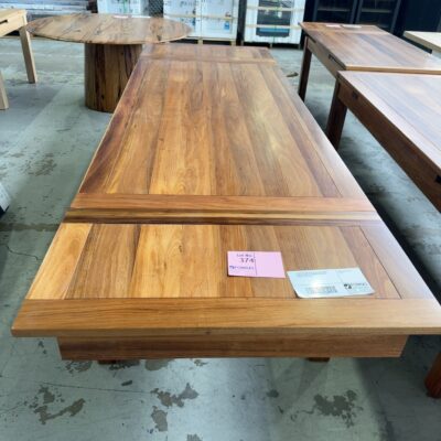 EX DISPLAY KALLISTA EXTENSION DINING TABLE 2050MM TO 3050MM, MESSMATE TIMBER, SOLD AS IS