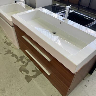 EX DISPLAY 1000MM WALL HUNG VANITY, OAK LAMINATE, WITH DRAWERS WITH POLY TOP, SOLD AS IS