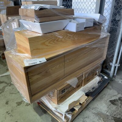 PALLET OF ASSORTED BATHROOM ACCESSORIES, INCLUDING WALL HUNG TIMBER MANHATTAN VANITY CABINET, OVEN WITH BROKEN DOOR, ASSORTED HANDHELD SHOWER RAILS, TOILET SEATS, VANITY BOWLS, STONE TOPS ETC