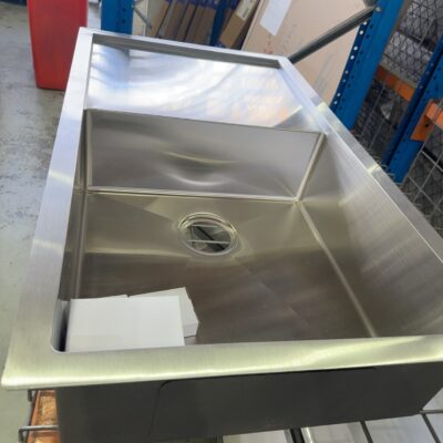 S/STEEL SQUARELINE SINGLE BOWL SINK WITH DRAINER, SOLD AS IS