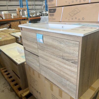 NEW GRACE 900MM WALL HUNG VANITY, OAK LAMINATE WITH LEFT HAND DRAWER WITH WHITE CRYSTAL CERAMIC TOP, CAWH05-900L & CT28-900 RRP9