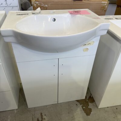 NEW 600MM WHITE GLOSS VANITY, WITH CERAMIC TOP, VPB600-102