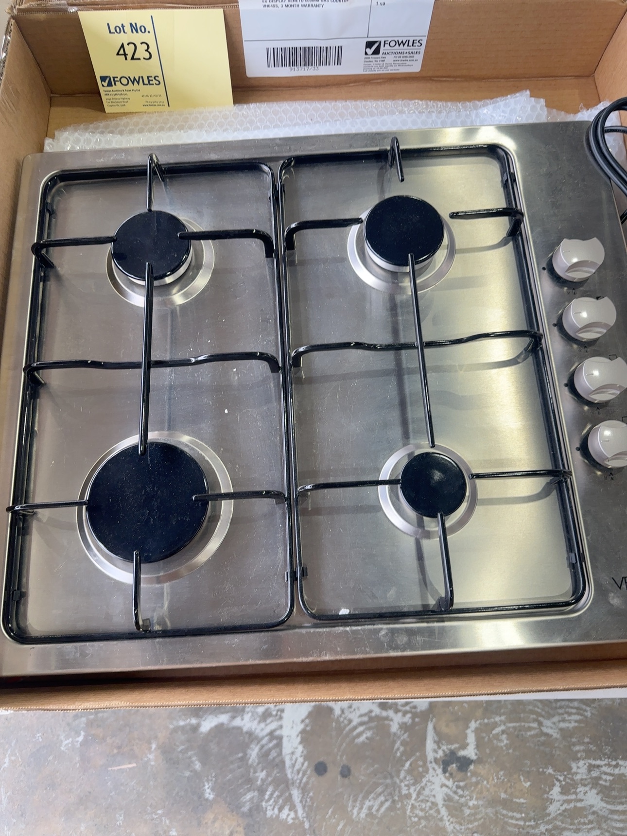 EX DISPLAY VENETO 600MM GAS COOKTOP VH64SS, 3 MONTH WARRANTY