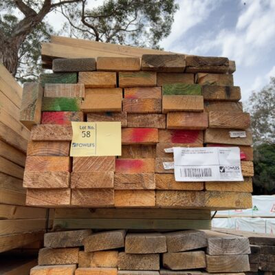 120X45 MGP10 PINE 40/3.6 (PACK IS WEATHERED AND MAY CONTAIN MOULD) SOLD AS IS