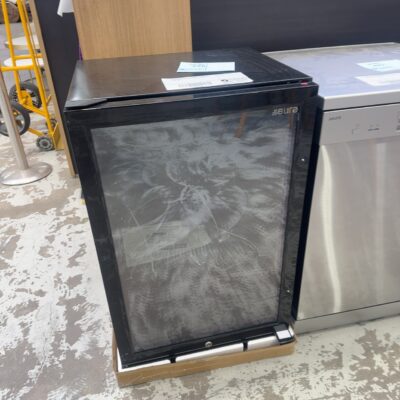 EX DISPLAY EURO EA555BCBPL, BLACK SINGLE GLASS DOOR BEVERAGE FRIDGE, 3 MONTH WARRANTY