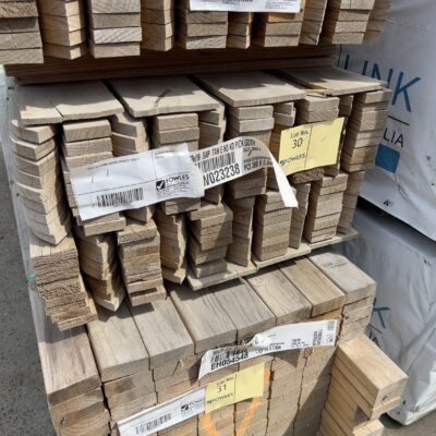 70X19 H3 T/PINE GOTHIC PICKETS 360/0.9