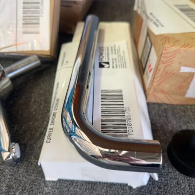 PHOENIX VIVID WALL BATH OUTLET 250MM CURVED, CHROME V253CHR