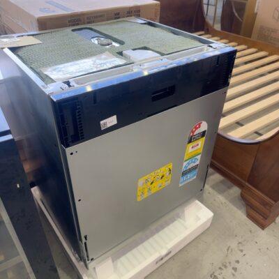NEW AEG FULLY INTEGRATED DISHWASHER FSE93000RO, COMFORT LIFT LOWER BASKET, PROCLEAN SATELLITE SPRAY ARMS FOR ENSURING MAXIMUM WATER SPRAY, 7 WASH PROGRAMS RRP99 WITH 12 MONTH WARRANTY