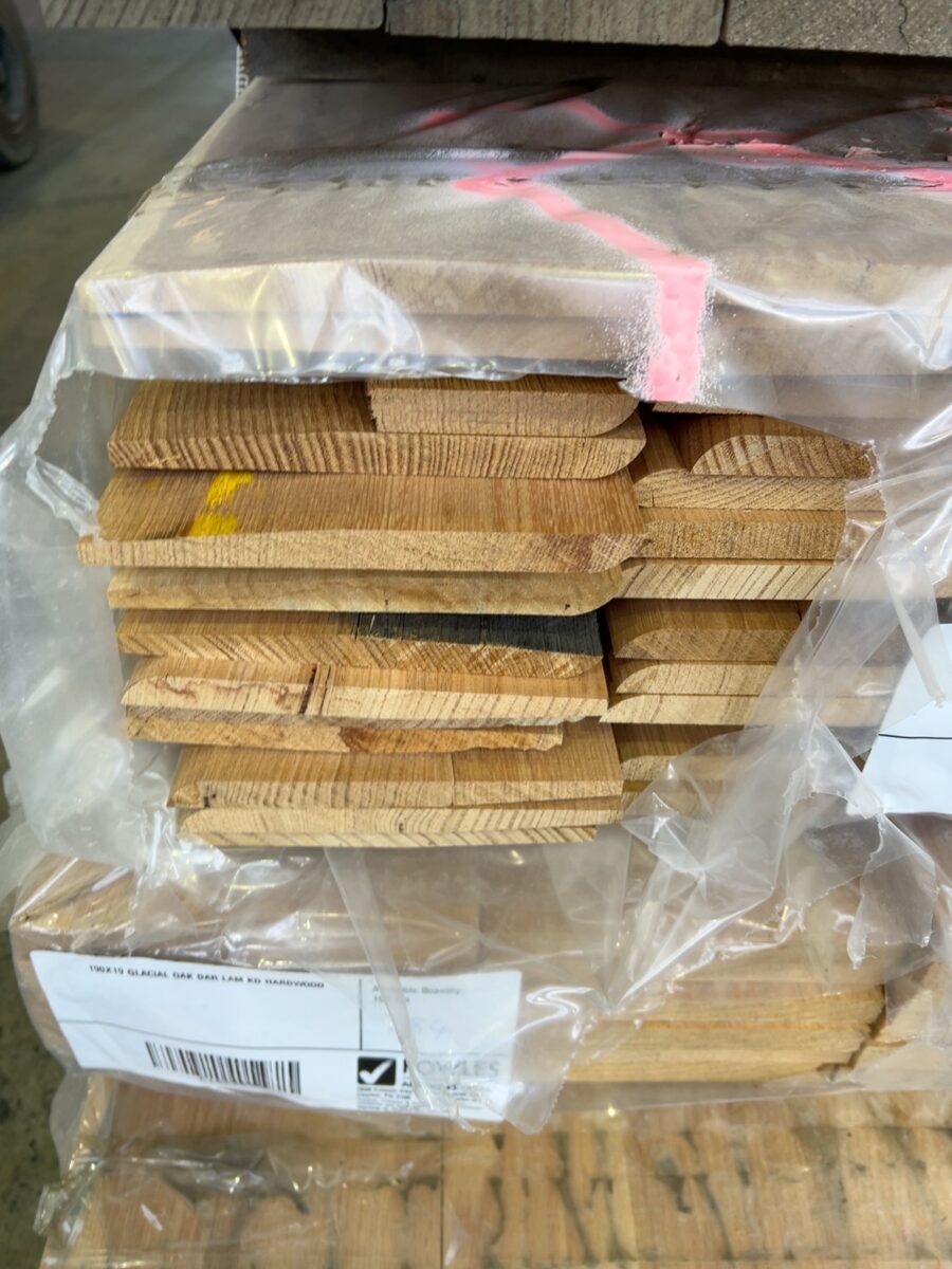165X14 AUS OAK CLASSIC KD HARDWOOD BULLNOSE WEATHERBOARDS