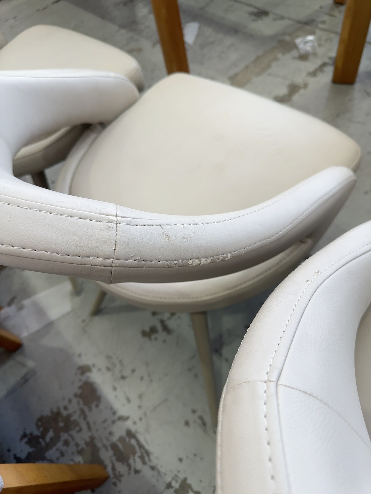 EX STAGING, LOT OF 5 X TAUPE LEATHER DINING CHAIRS, LOTS OF SCRATCHES & MARKS IN LEATHER, SOLD AS IS EX STAGING, LOT OF 5 X TAUPE LEATHER DINING CHAIRS, LOTS OF SCRATCHES & MARKS IN LEATHER, SOLD AS IS