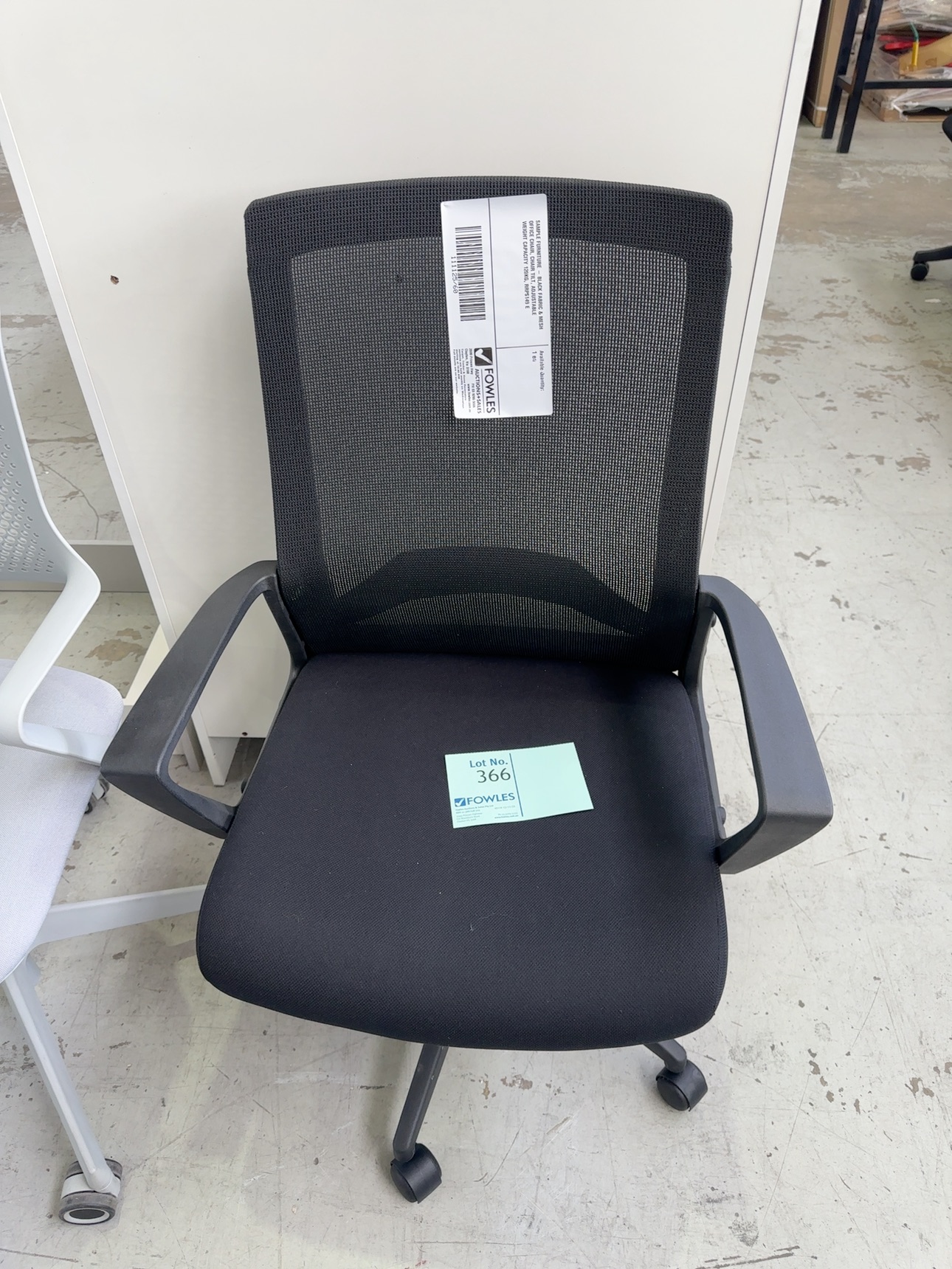 SAMPLE FURNITURE - BLACK FABRIC & MESH OFFICE CHAIR, CHAIR TILT, ADJUSTABLE WEIGHT CAPACITY 120KG, RRP$149 E SAMPLE FURNITURE - BLACK FABRIC & MESH OFFICE CHAIR, CHAIR TILT, ADJUSTABLE WEIGHT CAPACITY 120KG, RRP$149 E