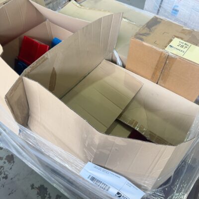 PALLET WITH ASSORTED PLASTIC STORAGE CONTAINERS, SOLD AS IS
