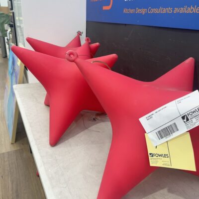 EX EVENT HIRE - RED LIGHT UP STAR - SOLD AS IS