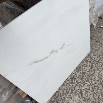 PALLET OF 600MM X 600MM CELLINI BLANCO POLISHED TILES (30 BOXES OF 4 TILES) PALLET OF 600MM X 600MM CELLINI BLANCO POLISHED TILES (30 BOXES OF 4 TILES)