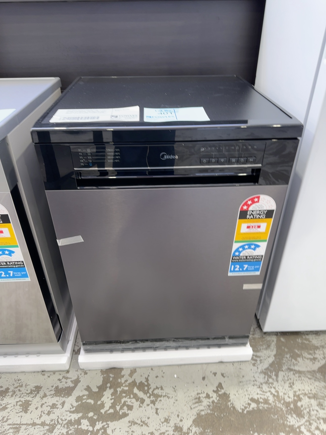 NEW MIDEA BLACK STAINLESS STEEL DISHWASHER MDWPF1433F(BS)-WG 14 PLACE SETTING, 8 PROGRAMS, WIFI CONTROL, SLIDE OUT CUTLERY, HALF LOAD OPTIONS, 3 STAR ENERGY, 4.5 STAR WATER, 2 YEAR WARRANTY NEW MIDEA BLACK STAINLESS STEEL DISHWASHER MDWPF1433F(BS)-WG 14 PLACE SETTING, 8 PROGRAMS, WIFI CONTROL, SLIDE OUT CUTLERY, HALF LOAD OPTIONS, 3 STAR ENERGY, 4.5 STAR WATER, 2 YEAR WARRANTY