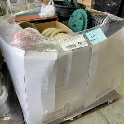 PALLET OF ASSORTED ROUND GARDEN POTS, SOLD AS IS PALLET OF ASSORTED ROUND GARDEN POTS, SOLD AS IS